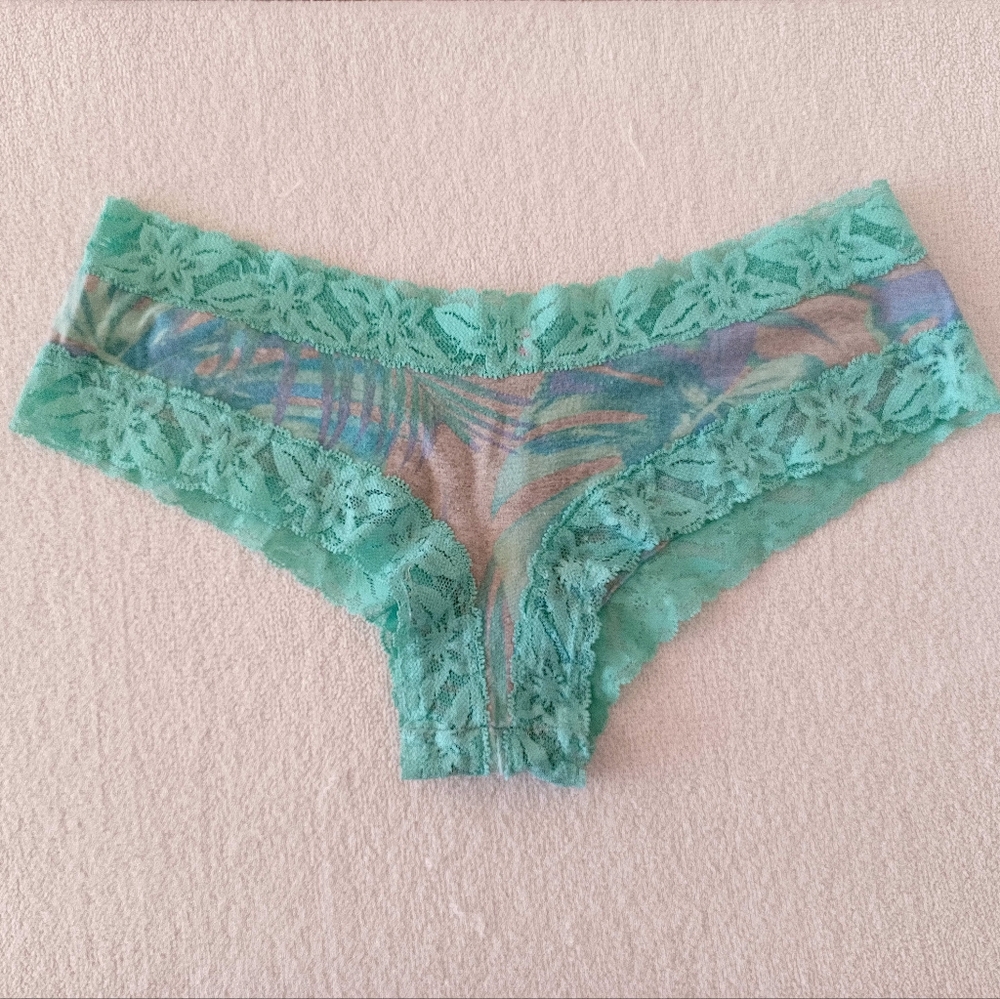 PINK Victoria's Secret Extra Low-Rise Panties, Size M